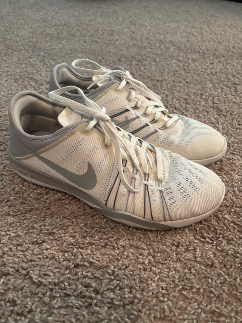 Nike sneakers SOLD